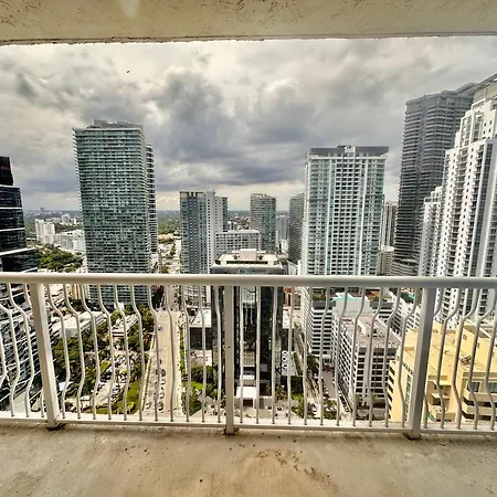 The Stay At Brickell Club
